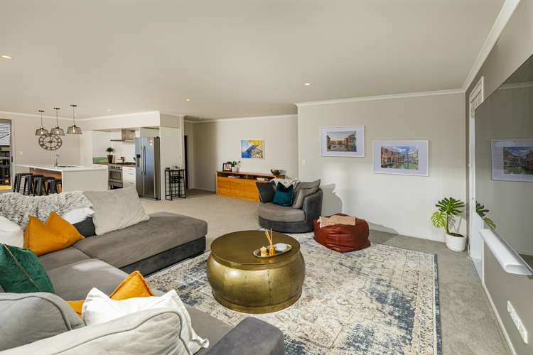 4 Kiwa Crescent Gulf Harbour_8