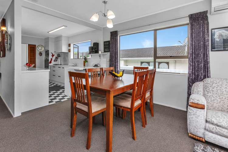 52 Eureka Place Parahaki_6