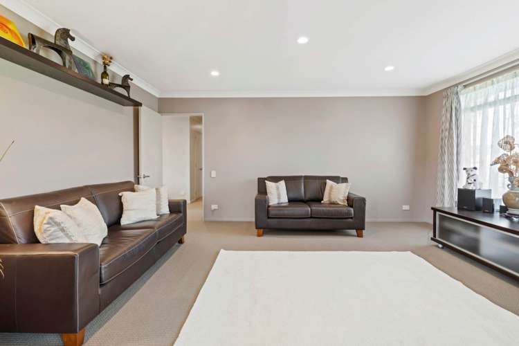 29 Aberdeen Crescent Wattle Downs_6