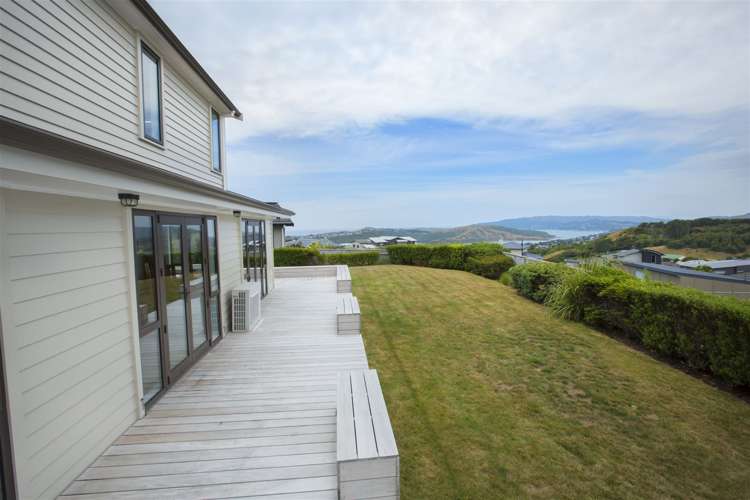 12 Aoraki Rise Aotea_19