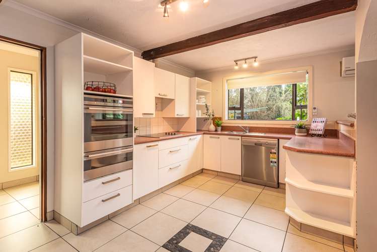 405 Avonhead Road Avonhead_8