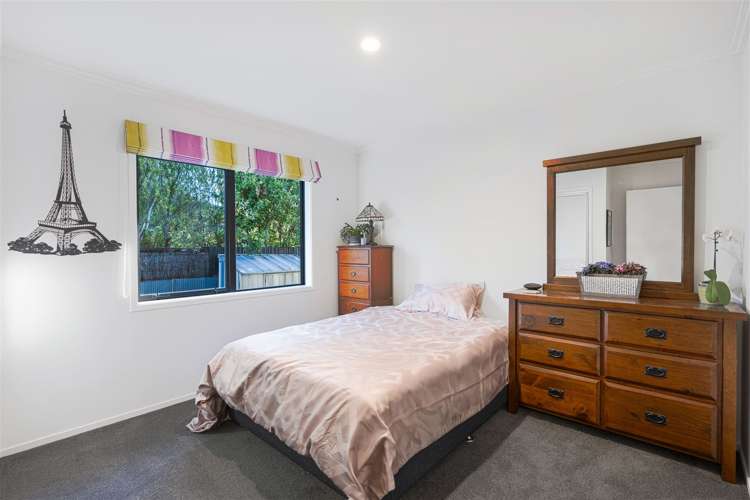 136 Rowses Road Aranui_12