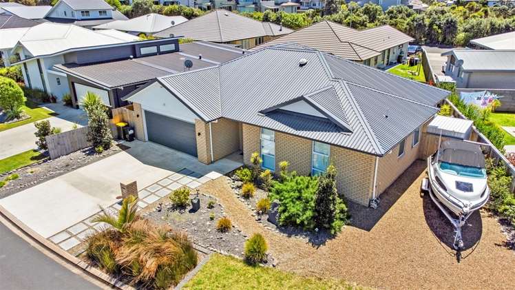 4 Trevally Place Snells Beach_1