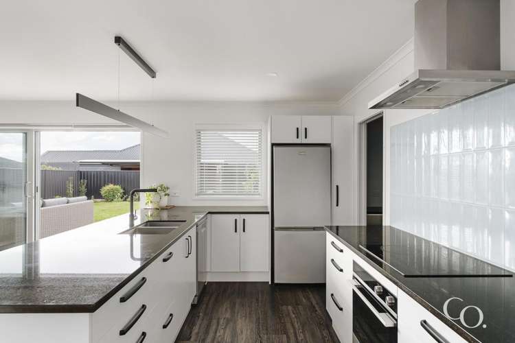 36 Arbuckle Road Frimley_2