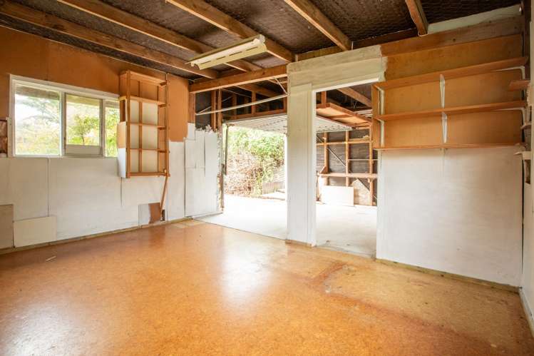 13 Trig Hill Road Onetangi_16