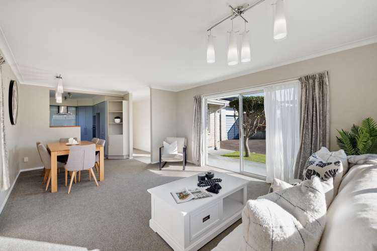 102 Ridge Street Otumoetai_10