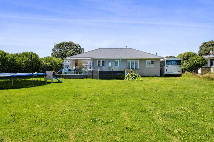 186 Tasman Street Opunake_10