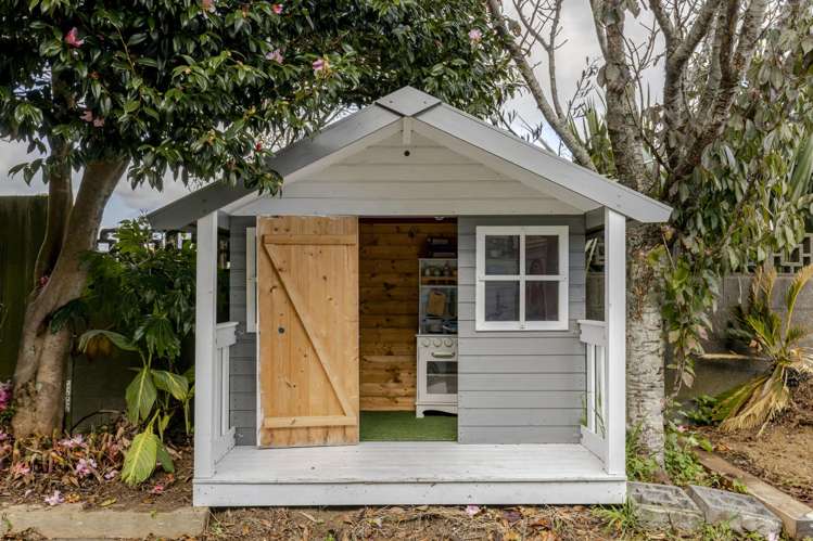 25 Waiwera Place Merrilands_22