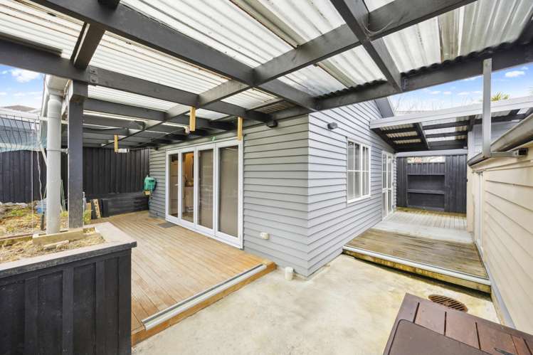 9 Sheehan Road Te Atatu South_20