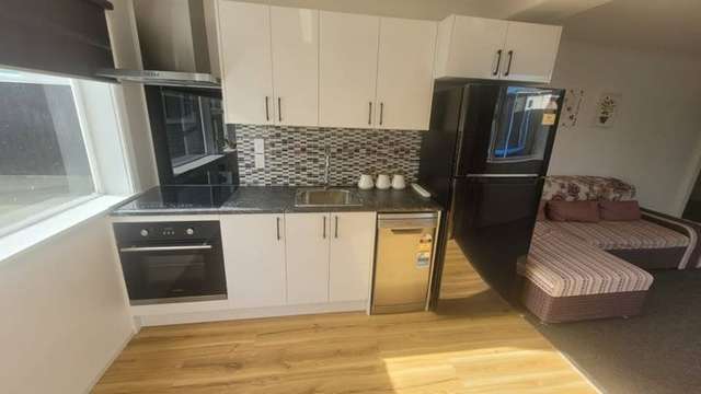 Partly furnished self-contained 2 bed unit