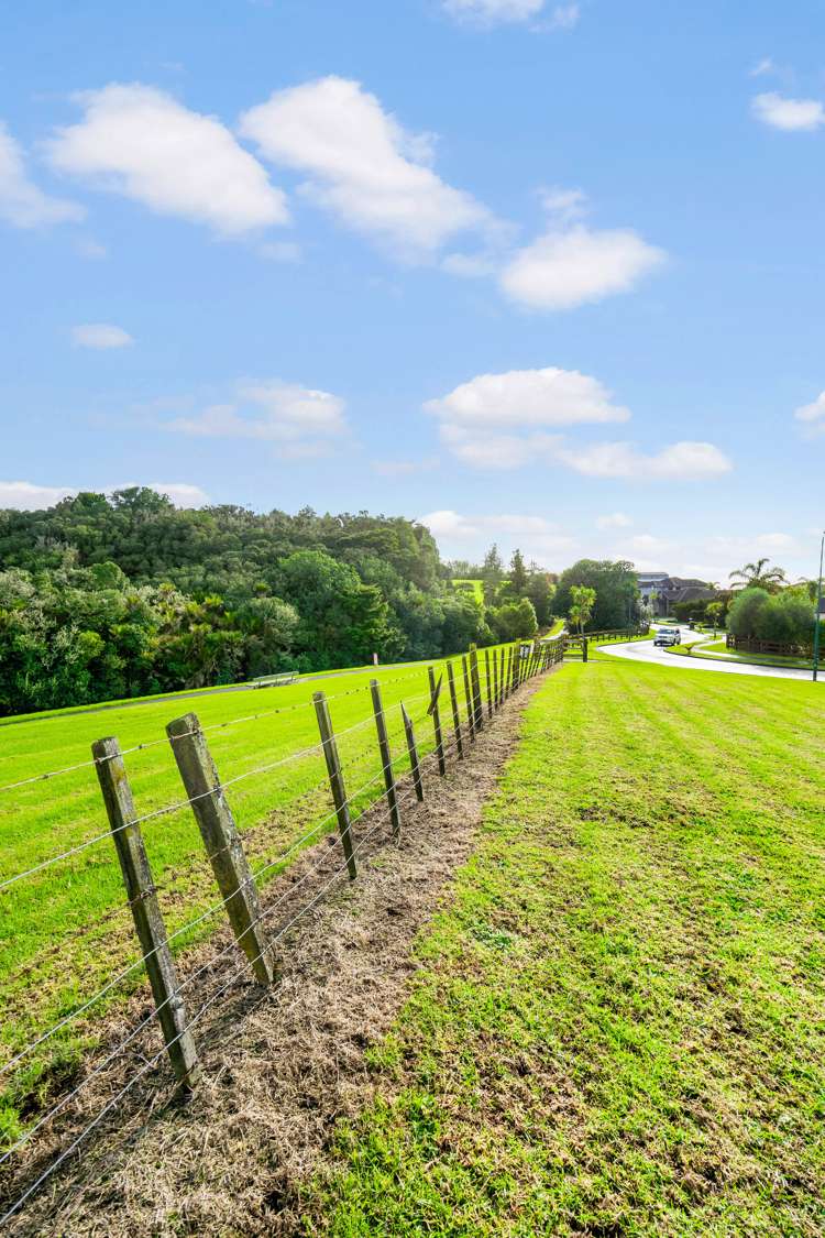 8 Kenley Heights Flat Bush_24