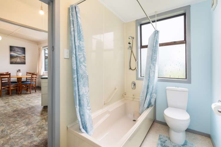 178 Bay View Road South Dunedin_14