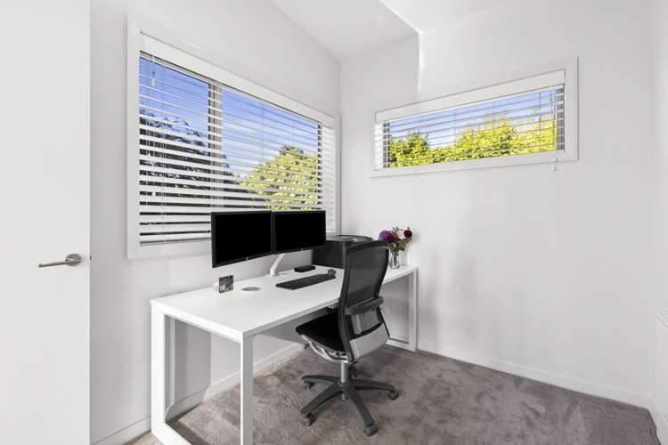 1 Alan Livingston Drive Cambridge_15