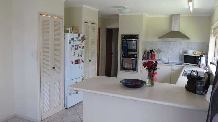 10 Crestlands Place Papakura_1