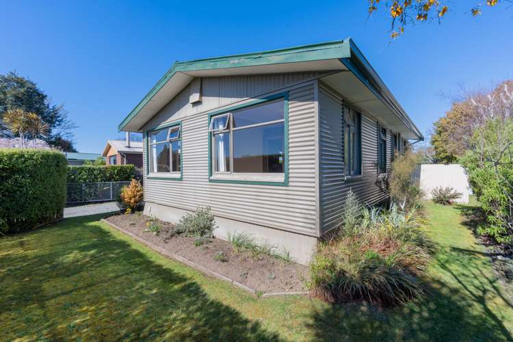 52 Matai Street Te Anau_13