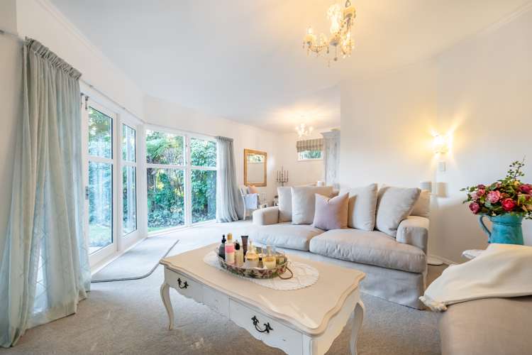 8 Military Road Boulcott_10