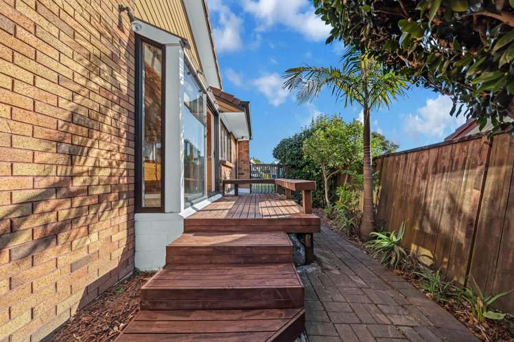 56 Oliver Road Eastern Beach_25