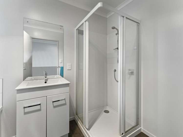 6 Awhenga Place Weymouth_14