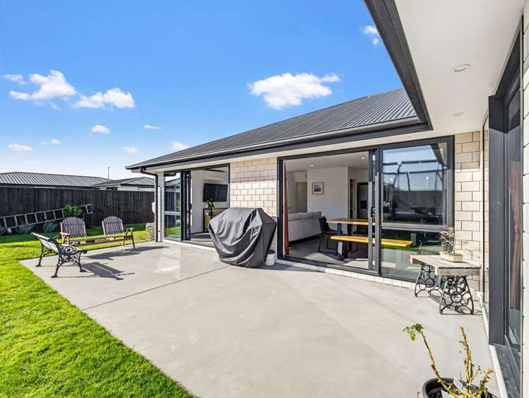 23 Whitehorn Drive Lincoln_27