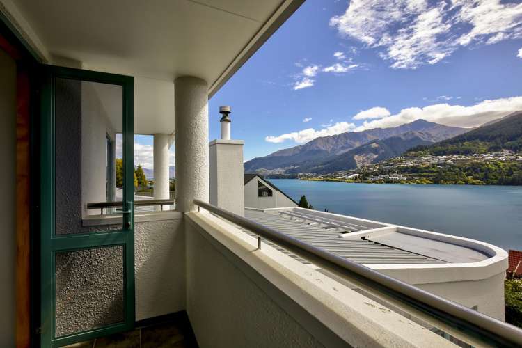 415 Peninsula Road Kelvin Heights_17