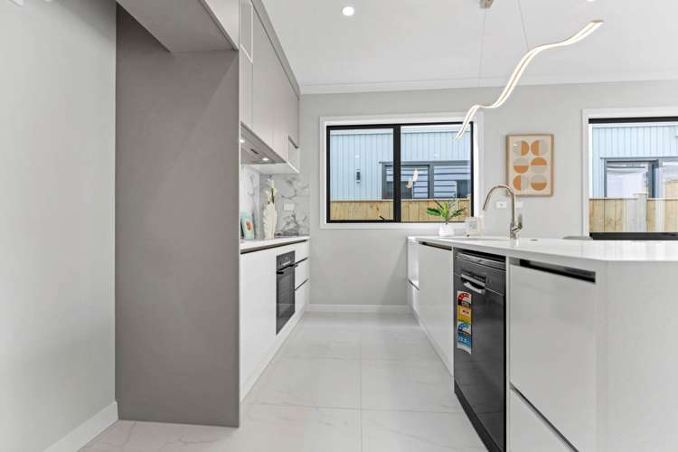 30 Christella Street Flat Bush_10