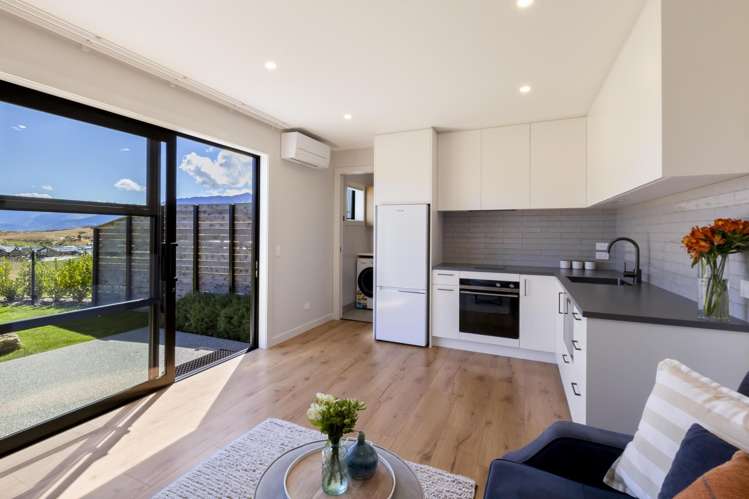 97 Spur Ridge Rise Jacks Point_26