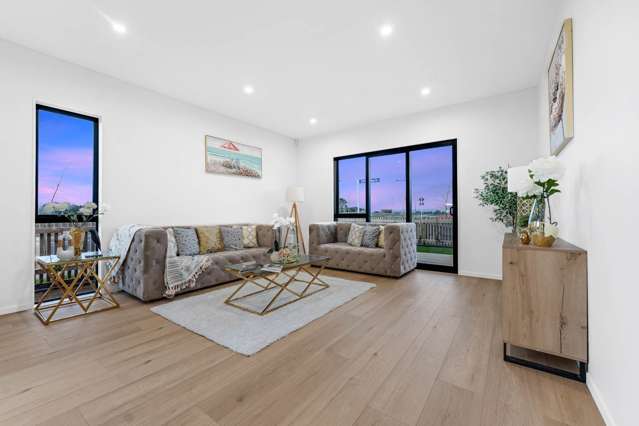 15 Karaka Village Parade Karaka_4