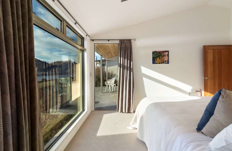 4 Elizabeth Place Kelvin Heights_23