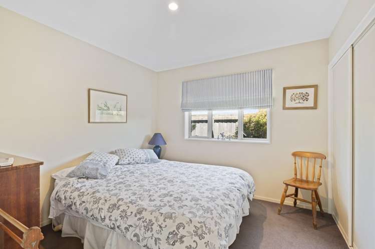 7 Swindon Lane Amberley_24