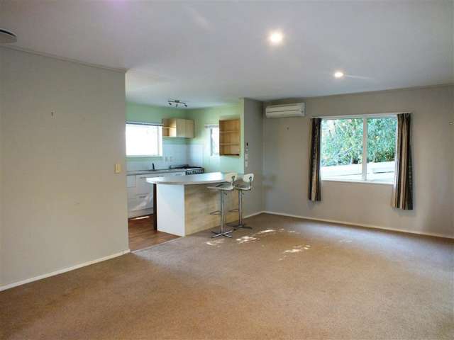 64 D'Oyly Drive Stanmore Bay_1