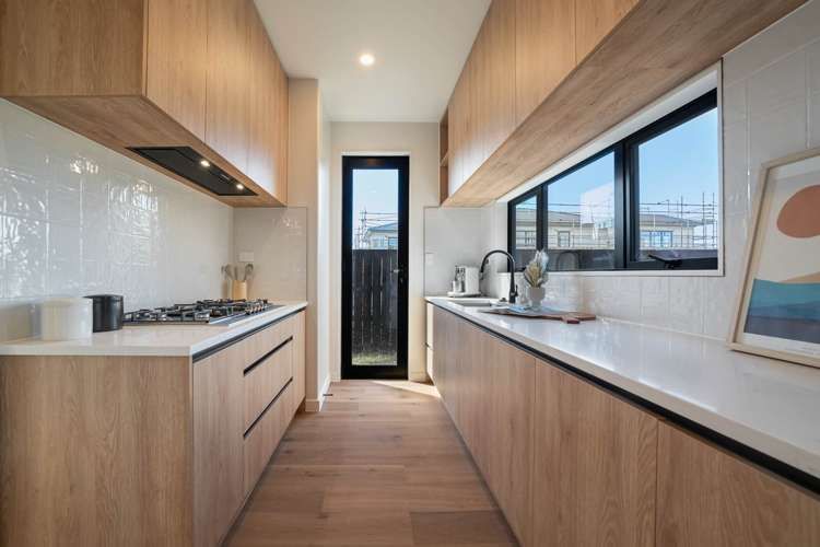 20 Streamview Way Long Bay_11