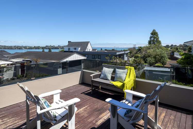 17A Lynton Road Bucklands Beach_13