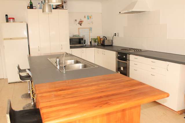 156 Queen Street Westport_1