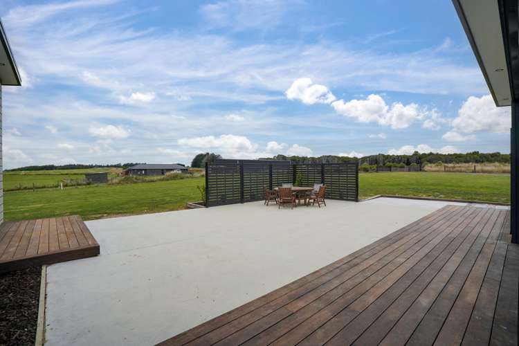 112 Mason Road Seaward Bush_21