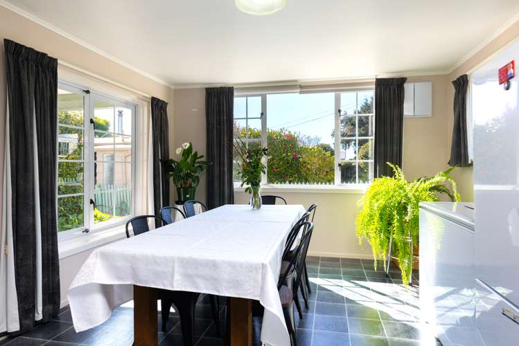 48 Beach Road Waikawa_9