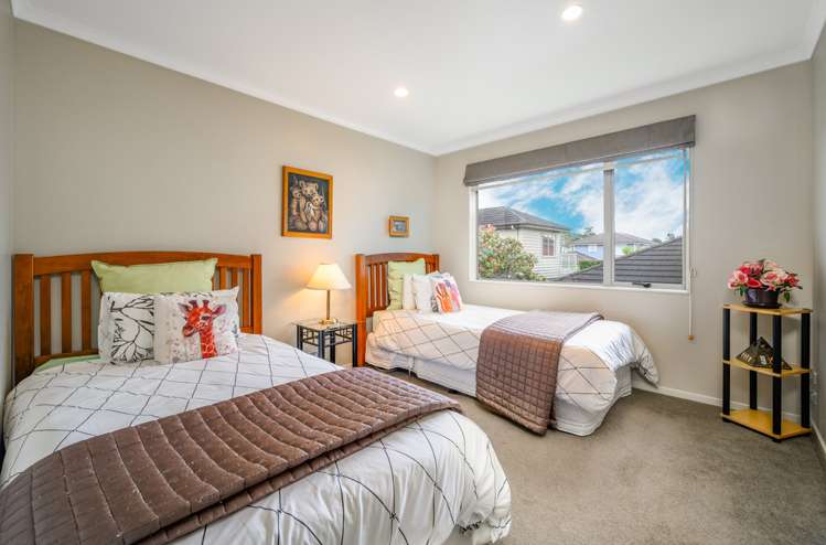 22 Gibbston Crescent Flat Bush_14