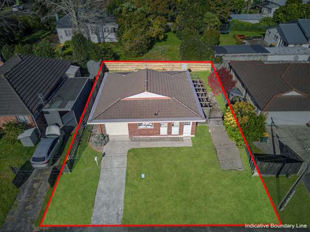 Freshly Renovated -Brick &Tile House -North Facing