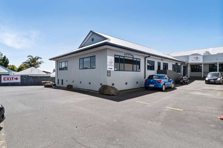 1235 Cameron Road Tauranga Central_5