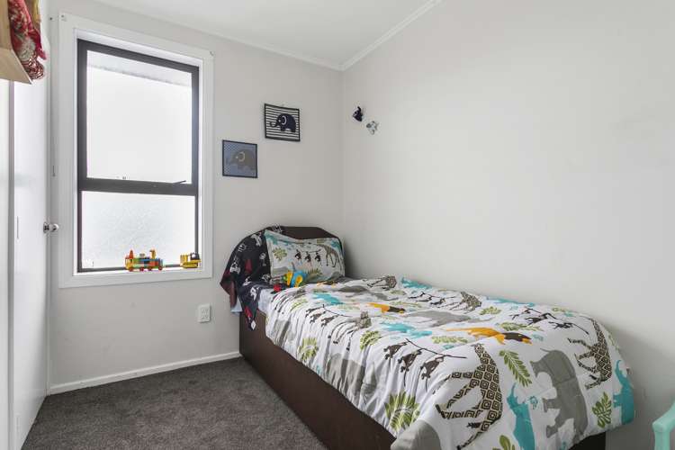 2/116 Beaumonts Way Manurewa_9