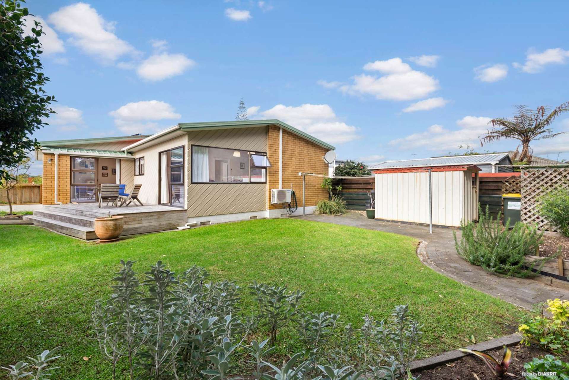 2/10 Elizabeth Street Orewa_0