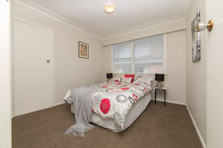 38 Rimutaka Place Titirangi_10