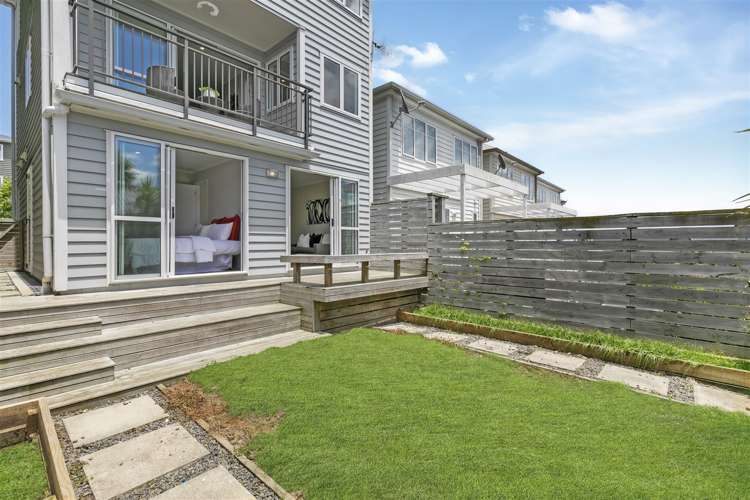 88 Arrowsmith Drive Flat Bush_15