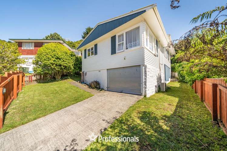 8 Harlow Grove Wainuiomata_4