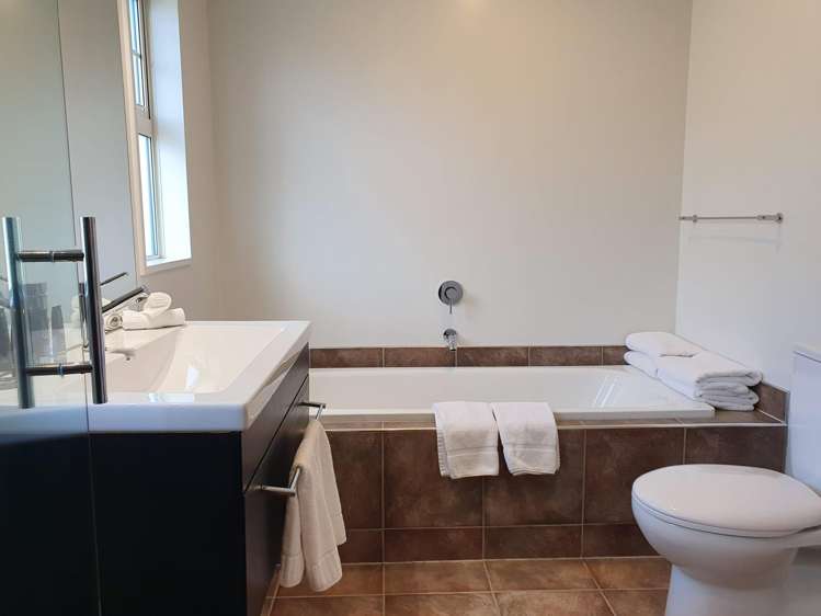 19/1 Beauchamp Place Lake Tekapo_24