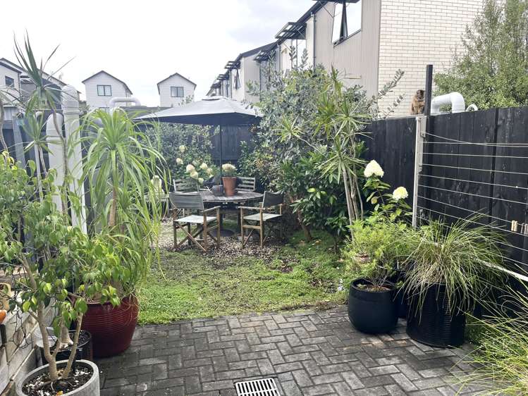 23 Kerewhenua Crescent Hobsonville_12