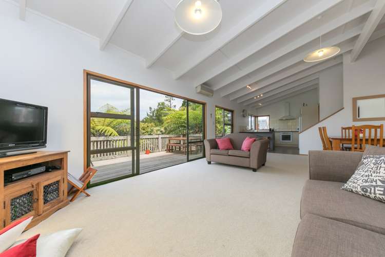 59 Daffodil Street Titirangi_6