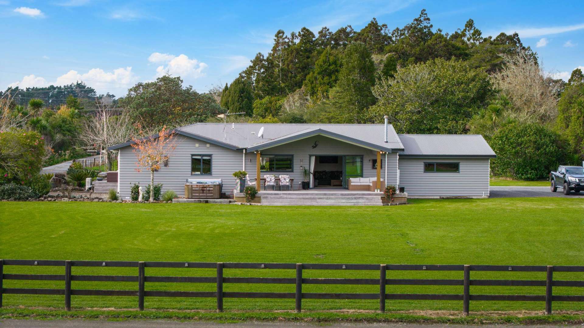 124 Boord Crescent Kumeu_0