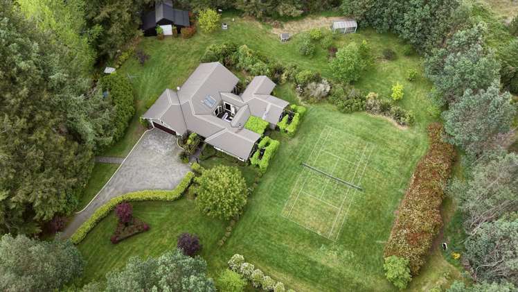 365 Whangamata Road Kinloch_37