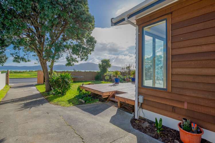 55 Marine Parade Paraparaumu Beach_3