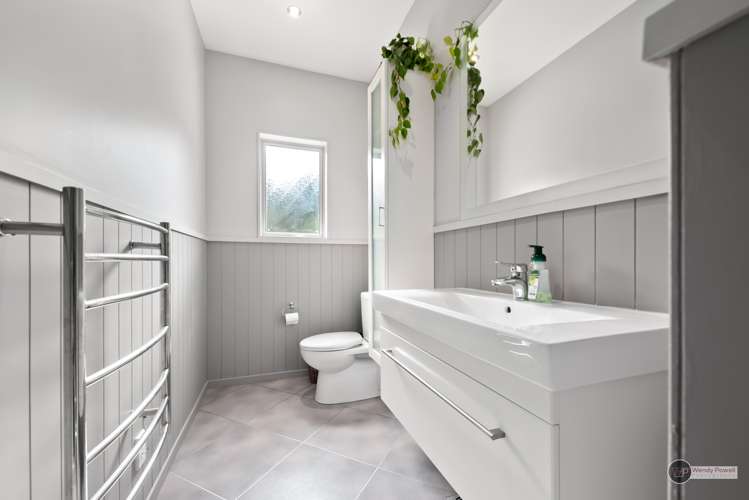 17 Oceanview Terrace Tirohanga_17